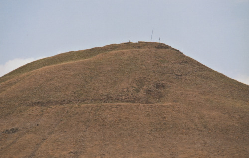 05_Minua_Aznavurtepe_Patnos-Aznavurtepe_citadel walls.jpg